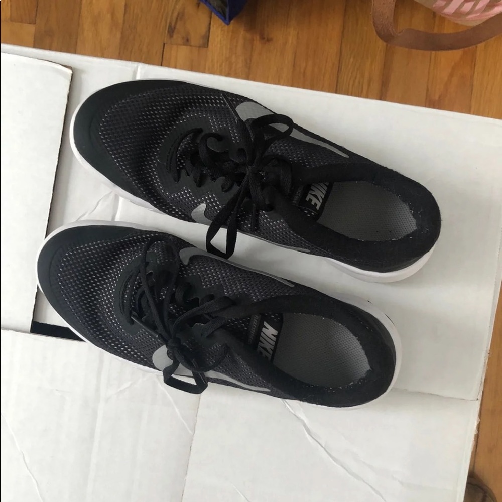 Nike shoes
